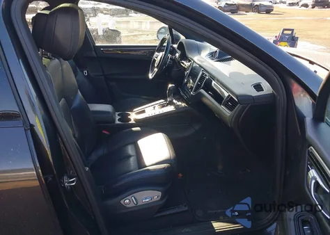 2017 Porsche Macan z USA, uszkodzony, nr VIN WP1AA2A59HLB03465